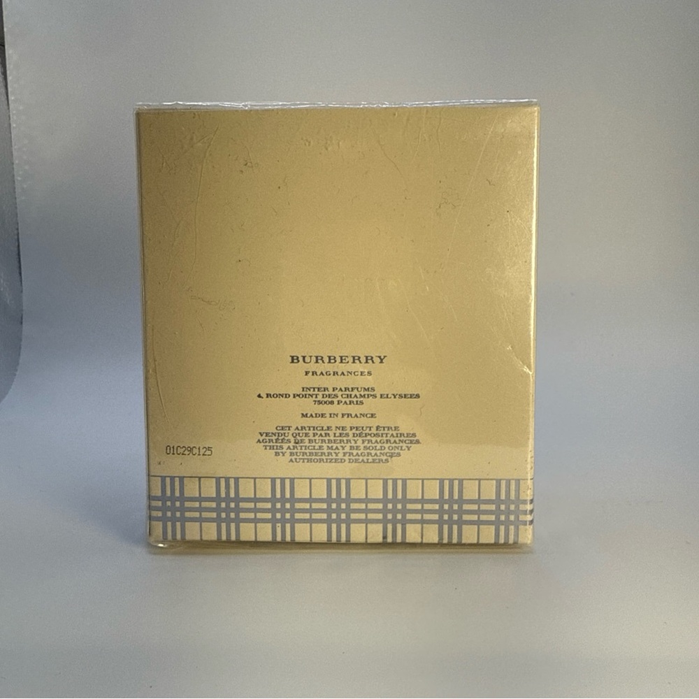 Rare Burberry Classic (Original Formula?) Boxed Eau de Parfum (New) - Picture 2 of 3